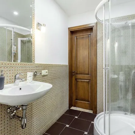 Apartment Classical Heart Of Old Town - Free Parking *